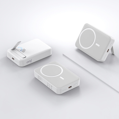 Juo 10000mAh MagSafe Powerbank Standlı PD20W Taşınabilir Kablosuz Hızlı Şarj Cihazı Beyaz - 4